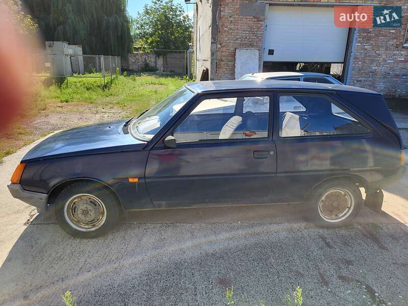 Хэтчбек ЗАЗ 1102 Таврия-Нова 2004 в Черкассах фото 2 Хэтчбек ЗАЗ 1102 Таврия-Нова 2004 в Черкассах