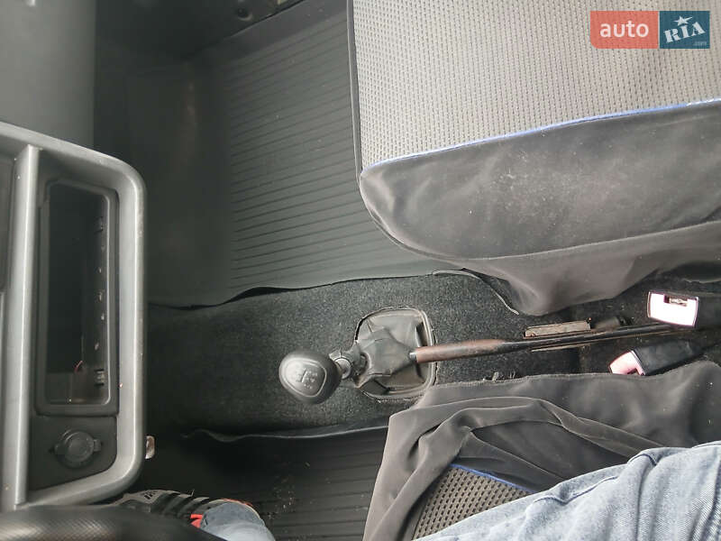 Хэтчбек ЗАЗ 1102 Таврия-Нова 2004 в Хмельницком