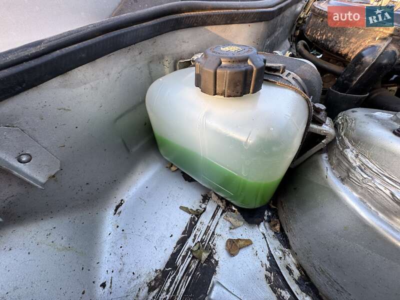 Хетчбек ЗАЗ 1102 Таврія-Нова 1998 в Одесі