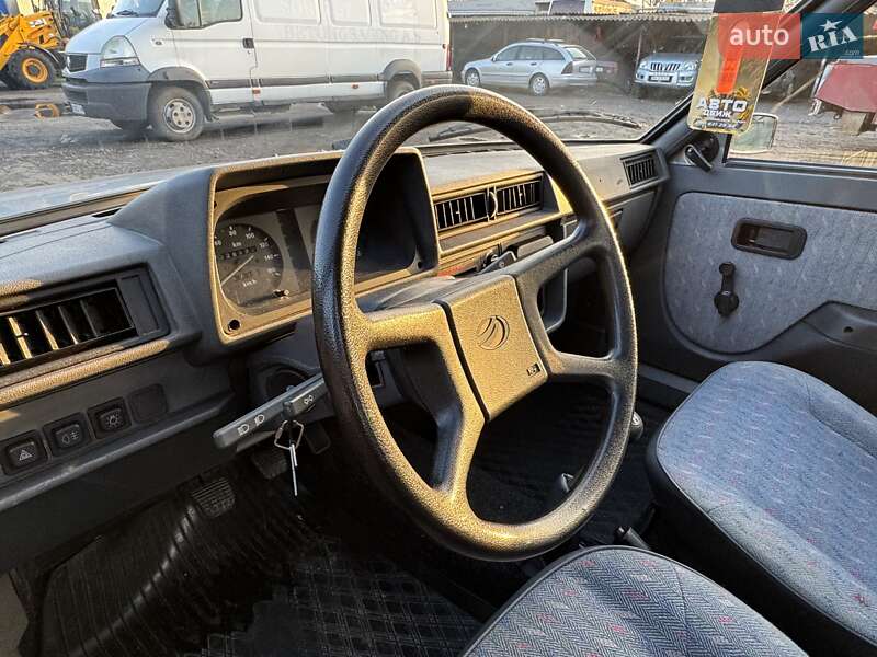 Хетчбек ЗАЗ 1102 Таврія-Нова 1998 в Одесі