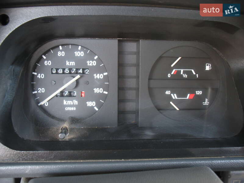 Хетчбек ЗАЗ 1102 Таврія-Нова 2003 в Запоріжжі фото 6 Хетчбек ЗАЗ 1102 Таврія-Нова 2003 в Запоріжжі