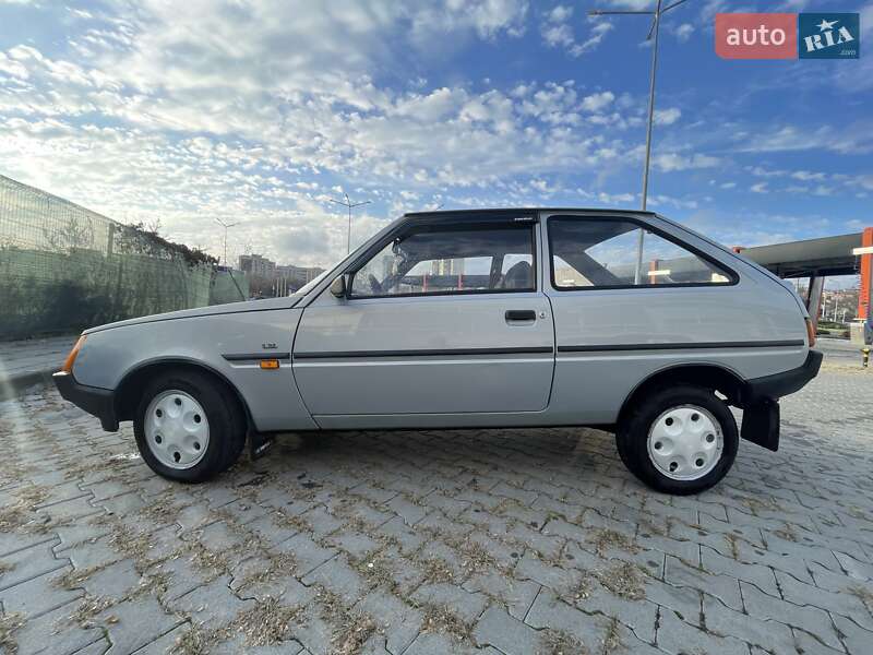 Хетчбек ЗАЗ 1102 Таврія-Нова 2004 в Харкові фото 4 Хетчбек ЗАЗ 1102 Таврія-Нова 2004 в Харкові