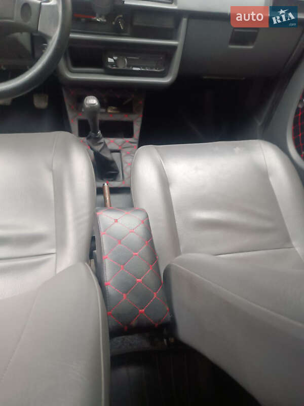 Хэтчбек ЗАЗ 1102 Таврия-Нова 2006 в Виньковцах фото 10 Хэтчбек ЗАЗ 1102 Таврия-Нова 2006 в Виньковцах