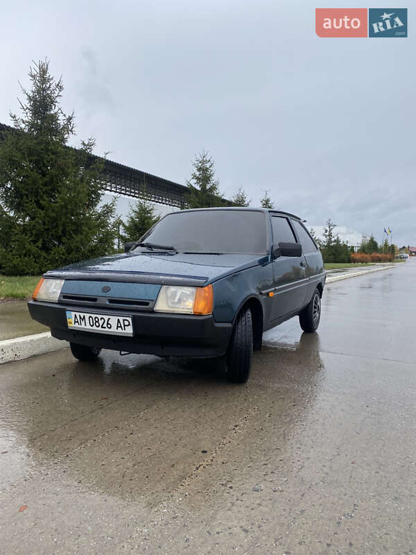 Хетчбек ЗАЗ 1102 Таврія-Нова 2001 в Коростені