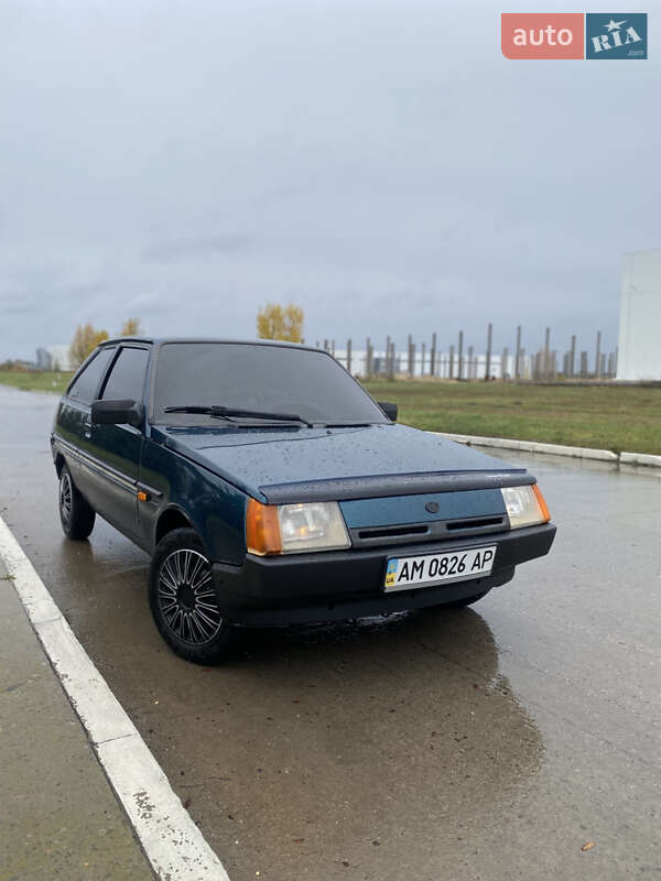 Хетчбек ЗАЗ 1102 Таврія-Нова 2001 в Коростені