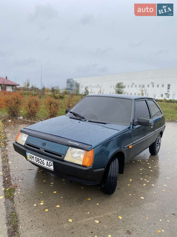 Хетчбек ЗАЗ 1102 Таврія-Нова 2001 в Коростені