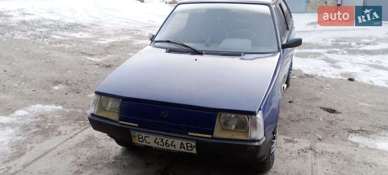 Хетчбек ЗАЗ 1102 Таврія-Нова 2004 в Стебнику