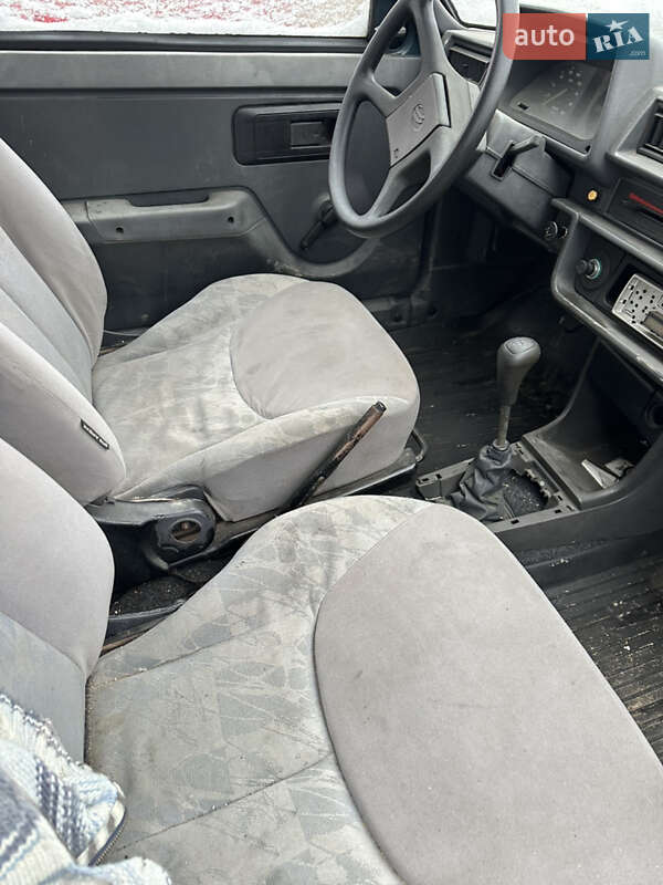 Хетчбек ЗАЗ 1102 Таврія-Нова 2005 в Хмельницькому фото 11 Хетчбек ЗАЗ 1102 Таврія-Нова 2005 в Хмельницькому