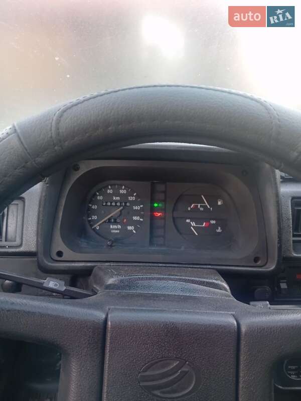 ЗАЗ 1102 Таврія-Нова