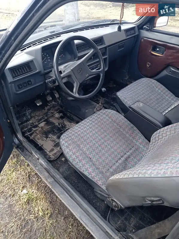 ЗАЗ 1102 Таврія-Нова