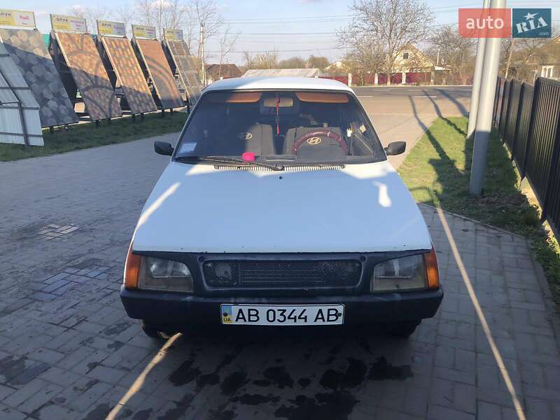 Хетчбек ЗАЗ 1102 Таврія 1994 в Могилів-Подільському фото 5 Хетчбек ЗАЗ 1102 Таврія 1994 в Могилів-Подільському