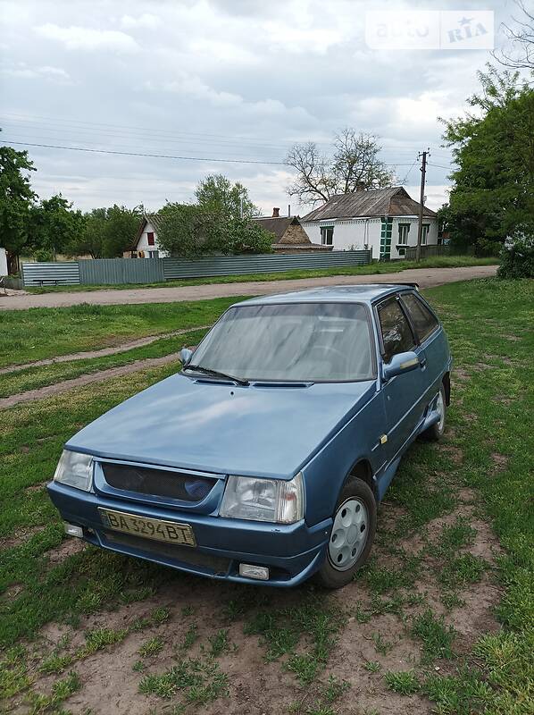 ЗАЗ 1102 Таврия
