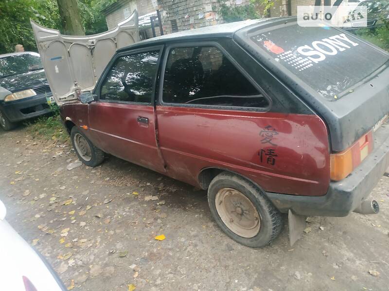 Хетчбек ЗАЗ 1102 Таврія 1998 в Запоріжжі
