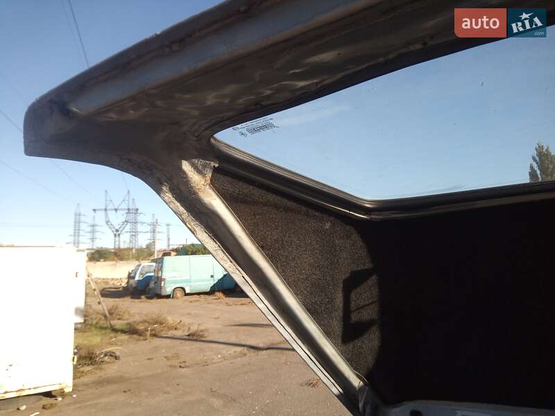 Хетчбек ЗАЗ 1102 Таврія 2004 в Одесі