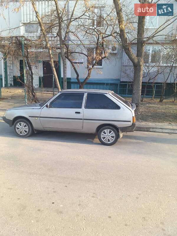 Хэтчбек ЗАЗ 1102 Таврия 2007 в Запорожье