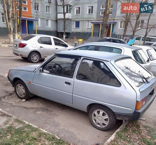 Хетчбек ЗАЗ 1102 Таврія 2004 в Запоріжжі