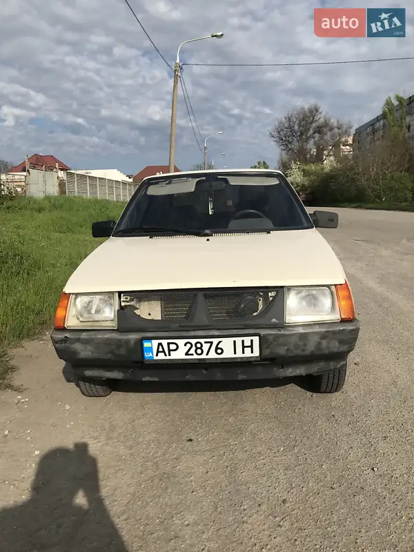 ЗАЗ 1102 Таврія 2003