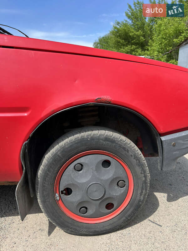Хетчбек ЗАЗ 1102 Таврія 1998 в Кременчуці