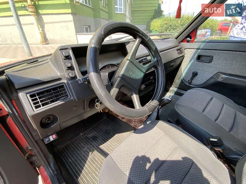 Хетчбек ЗАЗ 1102 Таврія 1995 в Вишневому