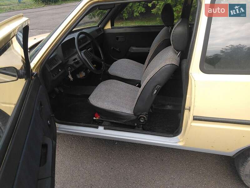 Хетчбек ЗАЗ 1102 Таврія 1991 в Старому Самборі