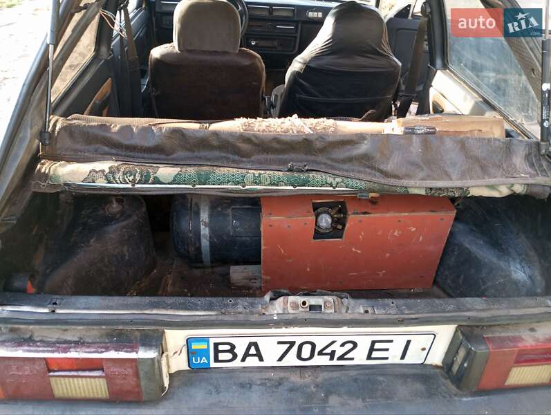Хэтчбек ЗАЗ 1102 Таврия 1990 в Новоукраинке