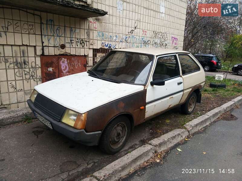 Хетчбек ЗАЗ 1102 Таврія 1993 в Києві