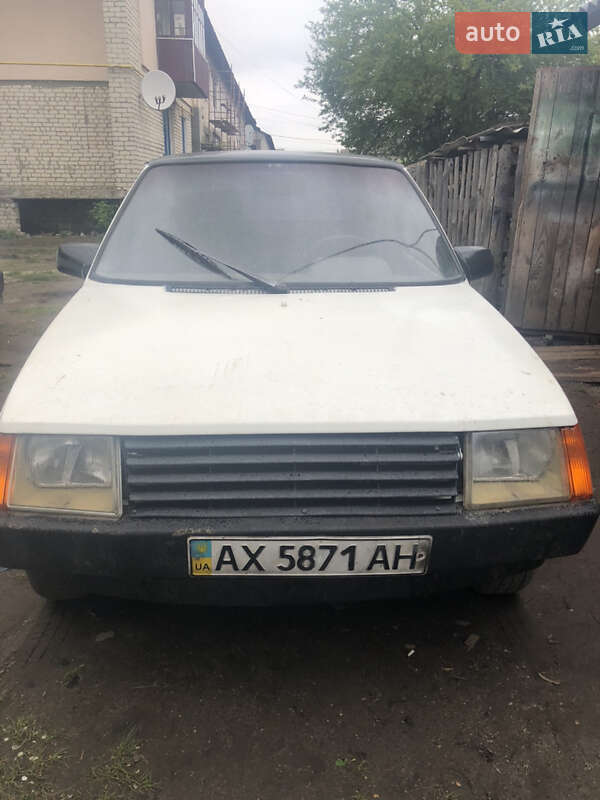 Хэтчбек ЗАЗ 1102 Таврия 1993 в Рокитном