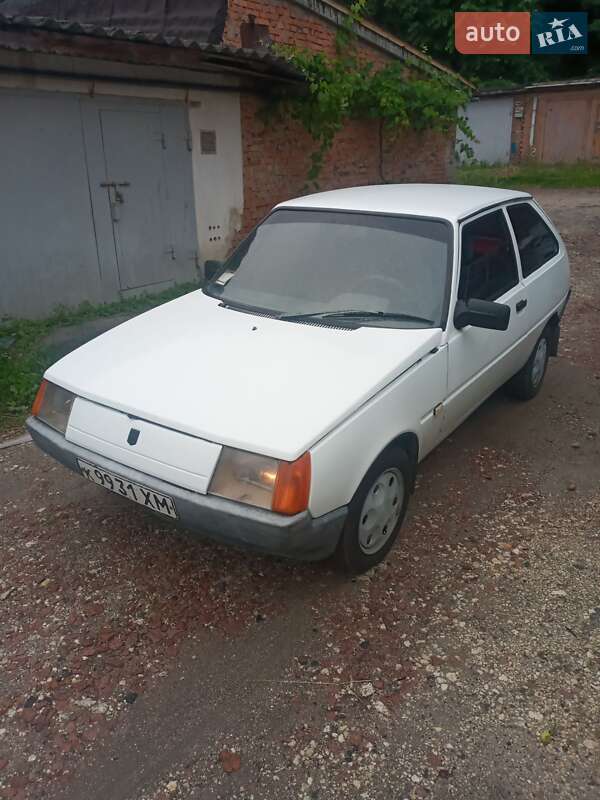 Хэтчбек ЗАЗ 1102 Таврия 1992 в Хмельницком