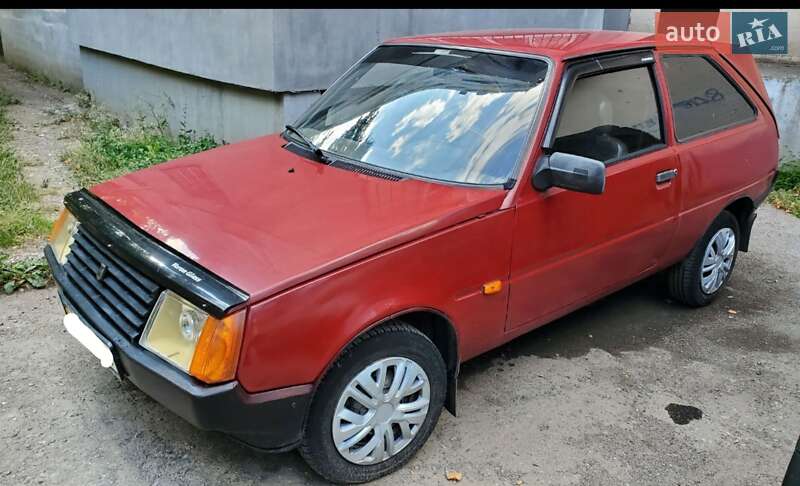 Хетчбек ЗАЗ 1102 Таврія 1997 в Харкові