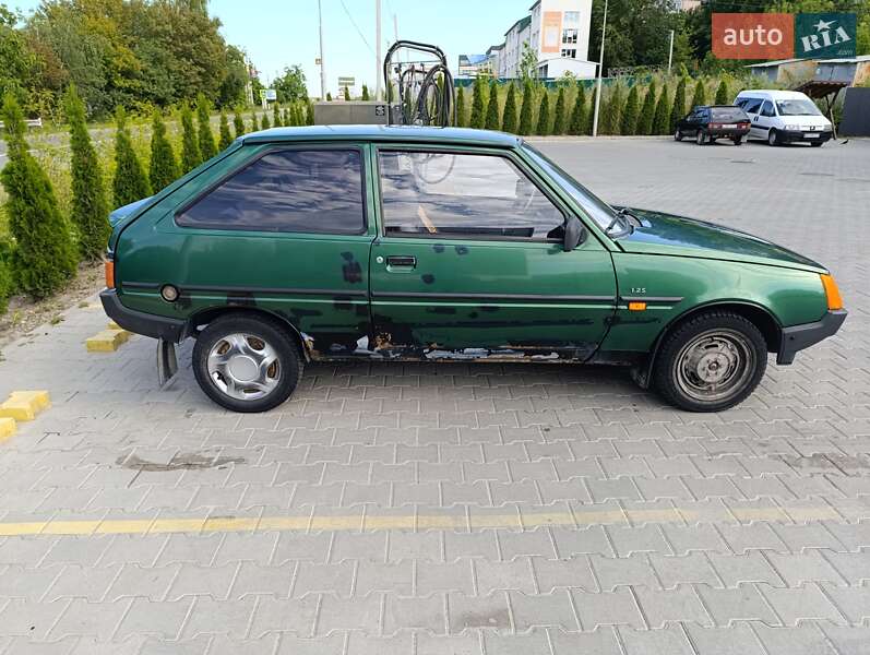 Хэтчбек ЗАЗ 1102 Таврия 2004 в Тернополе