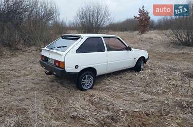 Хэтчбек ЗАЗ 1102 Таврия 2003 в 