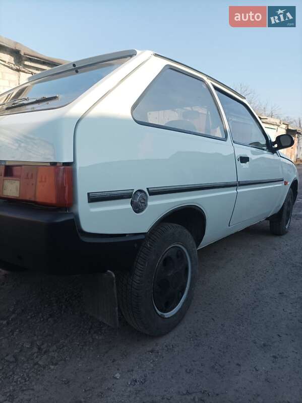 Хетчбек ЗАЗ 1102 Таврія 1990 в Світловодську