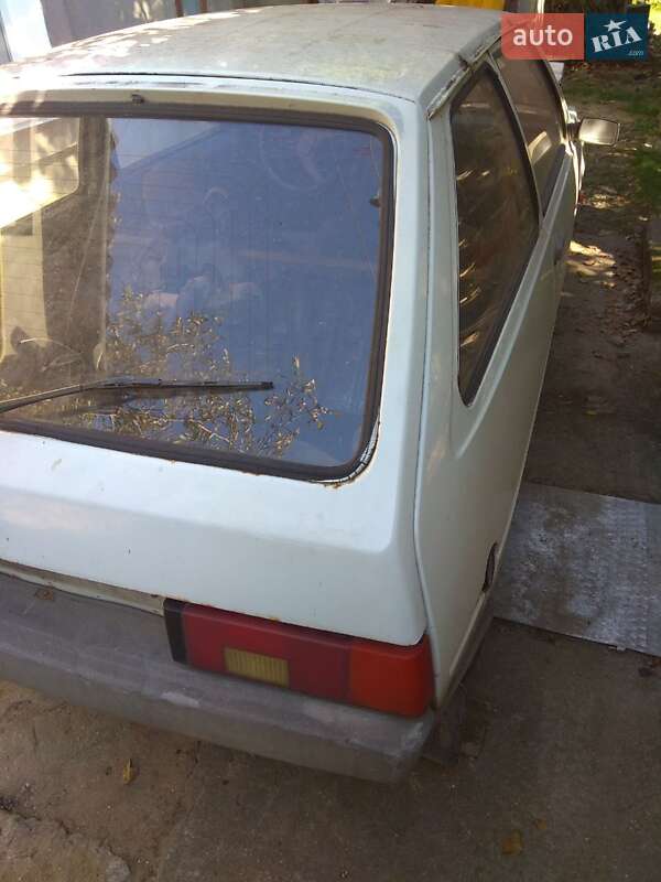 Хэтчбек ЗАЗ 1102 Таврия 1992 в Николаеве фото 3 Хэтчбек ЗАЗ 1102 Таврия 1992 в Николаеве