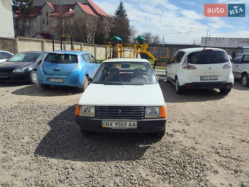 Хэтчбек ЗАЗ 1102 Таврия 1991 в Хмельницком