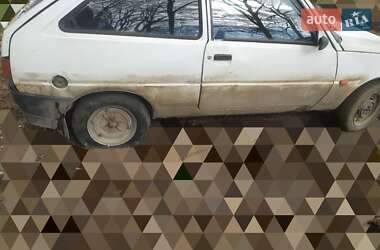 Хэтчбек ЗАЗ 1102 Таврия 1992 в 