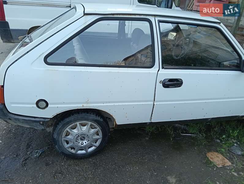 Хэтчбек ЗАЗ 1102 Таврия 1994 в Ивано-Франковске