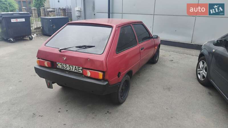 Хэтчбек ЗАЗ 1102 Таврия 1993 в Запорожье