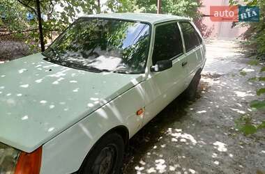 Хетчбек ЗАЗ 1102 Таврія 1992 в 