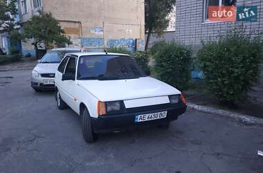 Хетчбек ЗАЗ 1102 Таврія 2001 в Кам'янському