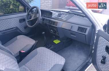 Хэтчбек ЗАЗ 1102 Таврия 2001 в Каменском