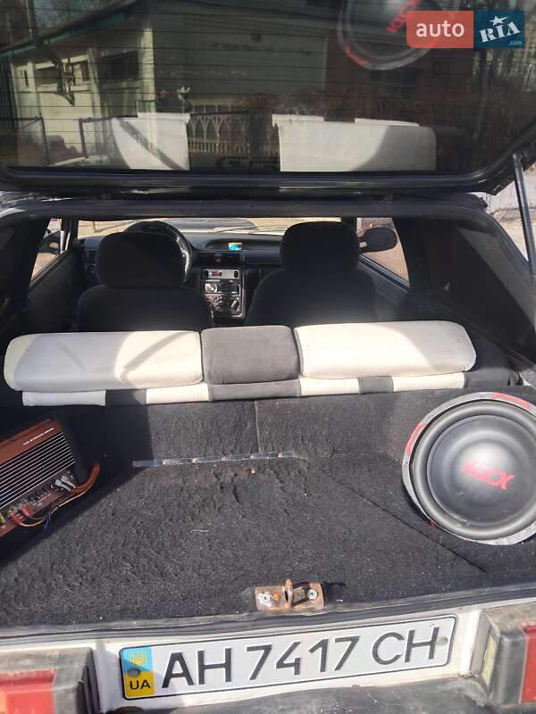 Хэтчбек ЗАЗ 1102 Таврия 1992 в Киеве фото 9 Хэтчбек ЗАЗ 1102 Таврия 1992 в Киеве