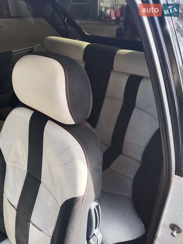 Хэтчбек ЗАЗ 1102 Таврия 1992 в Киеве фото 13 Хэтчбек ЗАЗ 1102 Таврия 1992 в Киеве