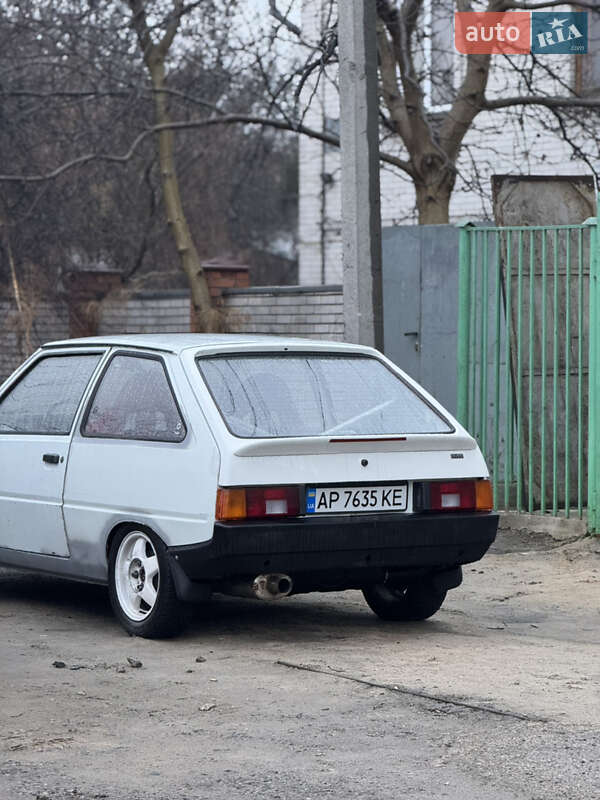 Хэтчбек ЗАЗ 1102 Таврия 1992 в Киеве фото 5 Хэтчбек ЗАЗ 1102 Таврия 1992 в Киеве