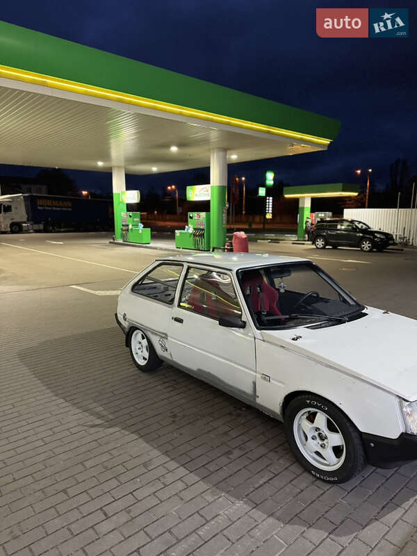 Хэтчбек ЗАЗ 1102 Таврия 1992 в Киеве фото 9 Хэтчбек ЗАЗ 1102 Таврия 1992 в Киеве