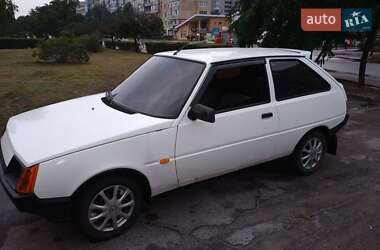 Хэтчбек ЗАЗ 1102 Таврия 2001 в Каменском