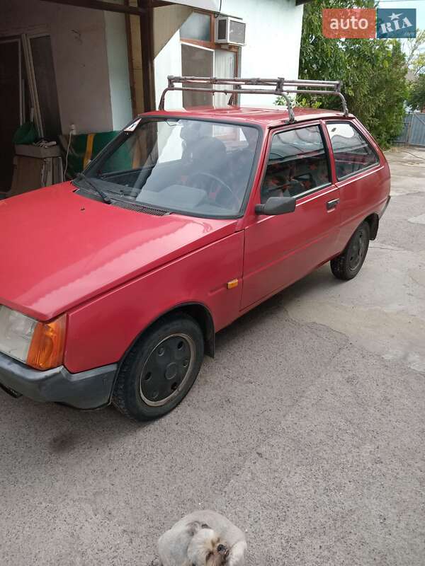 Хэтчбек ЗАЗ 1102 Таврия 1992 в Южном