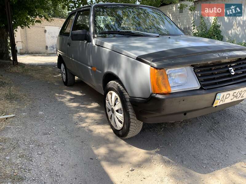 Хетчбек ЗАЗ 1102 Таврія 1995 в Запоріжжі