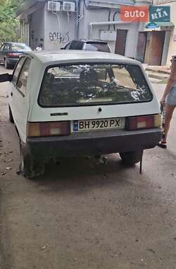 Хетчбек ЗАЗ 1102 Таврія 2001 в Одесі