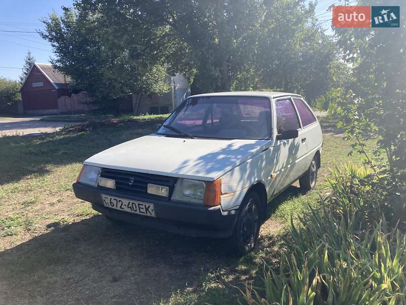 Хэтчбек ЗАЗ 1102 Таврия 1993 в Дружковке