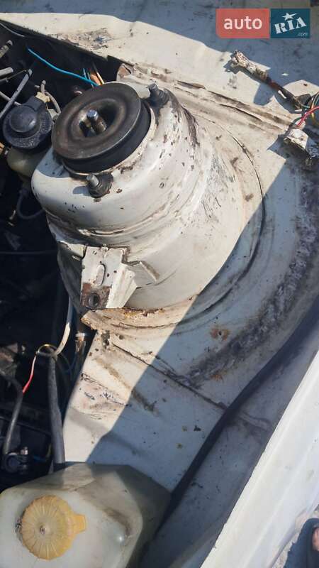 Хэтчбек ЗАЗ 1102 Таврия 1991 в Запорожье фото 6 Хэтчбек ЗАЗ 1102 Таврия 1991 в Запорожье